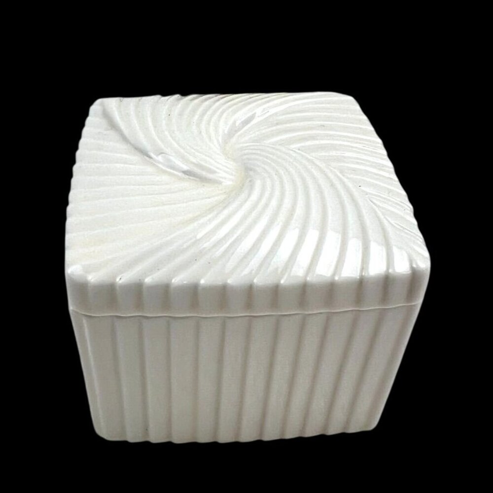 Avon Ribbed Mini Trinket Jewelry Box w Lid Cream Fluted Sides 2.5" Square